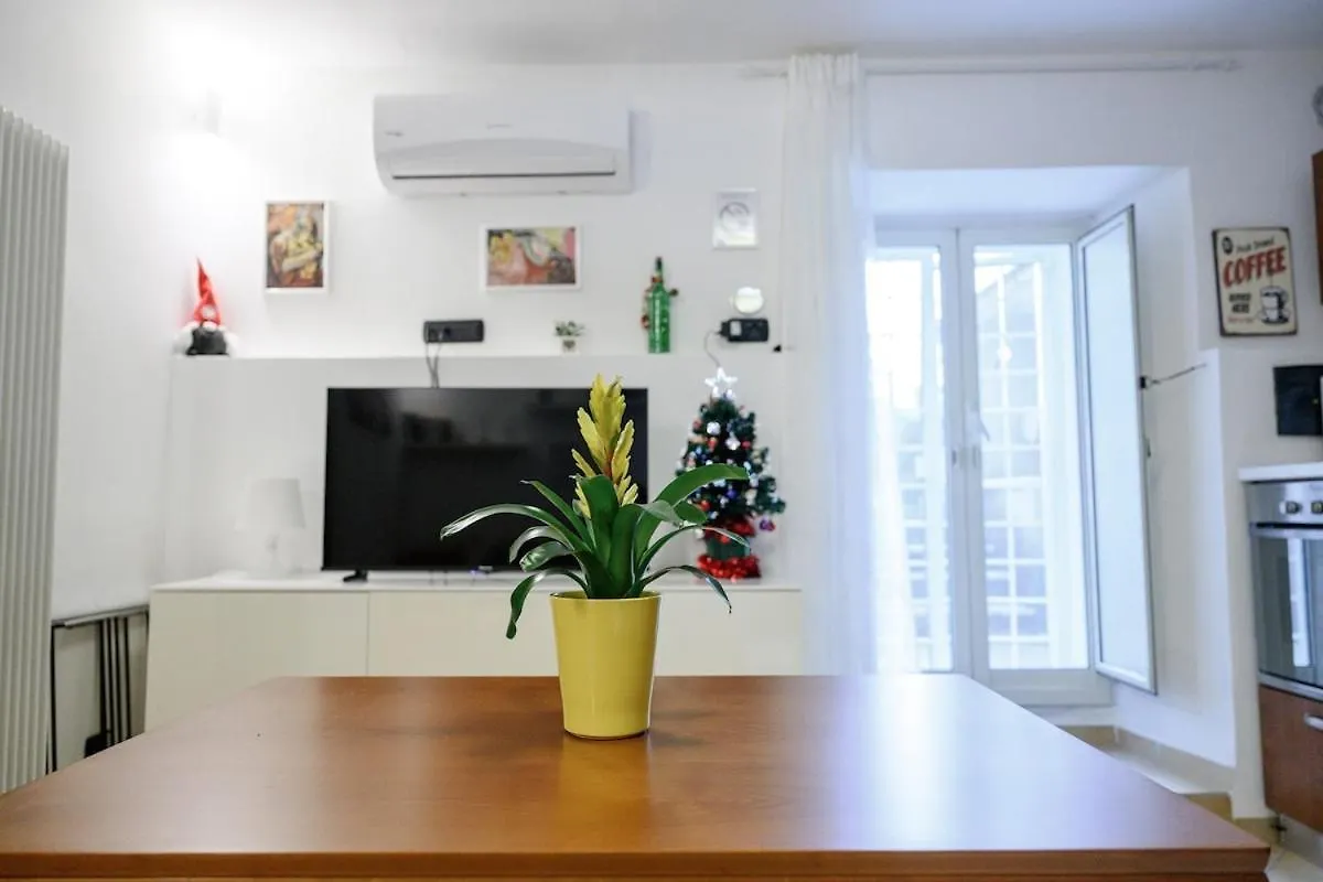 Zizi House Apartment Rome